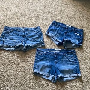 3x pairs of size 20 jeans